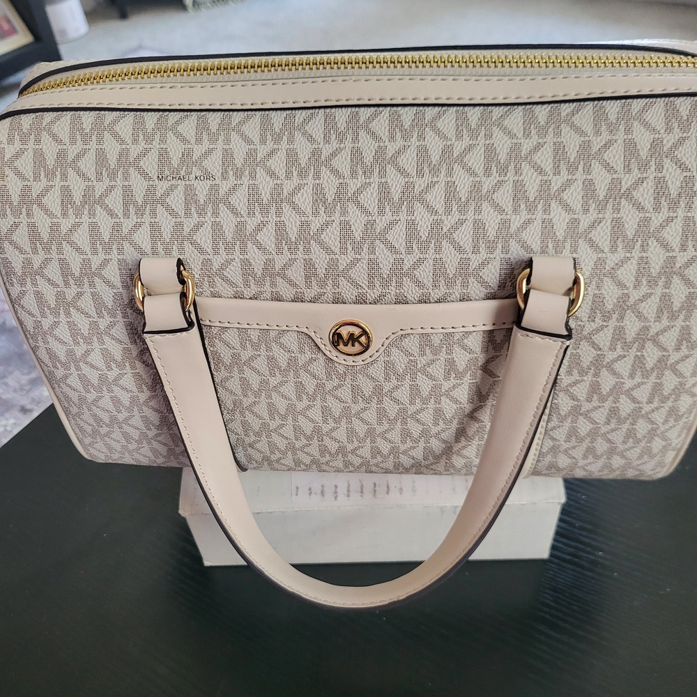 Michael Kors Beige and Gold Bag